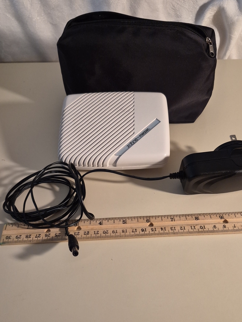 White Noise Portable Sound Conditioner with Power Adapter And Storage Bag